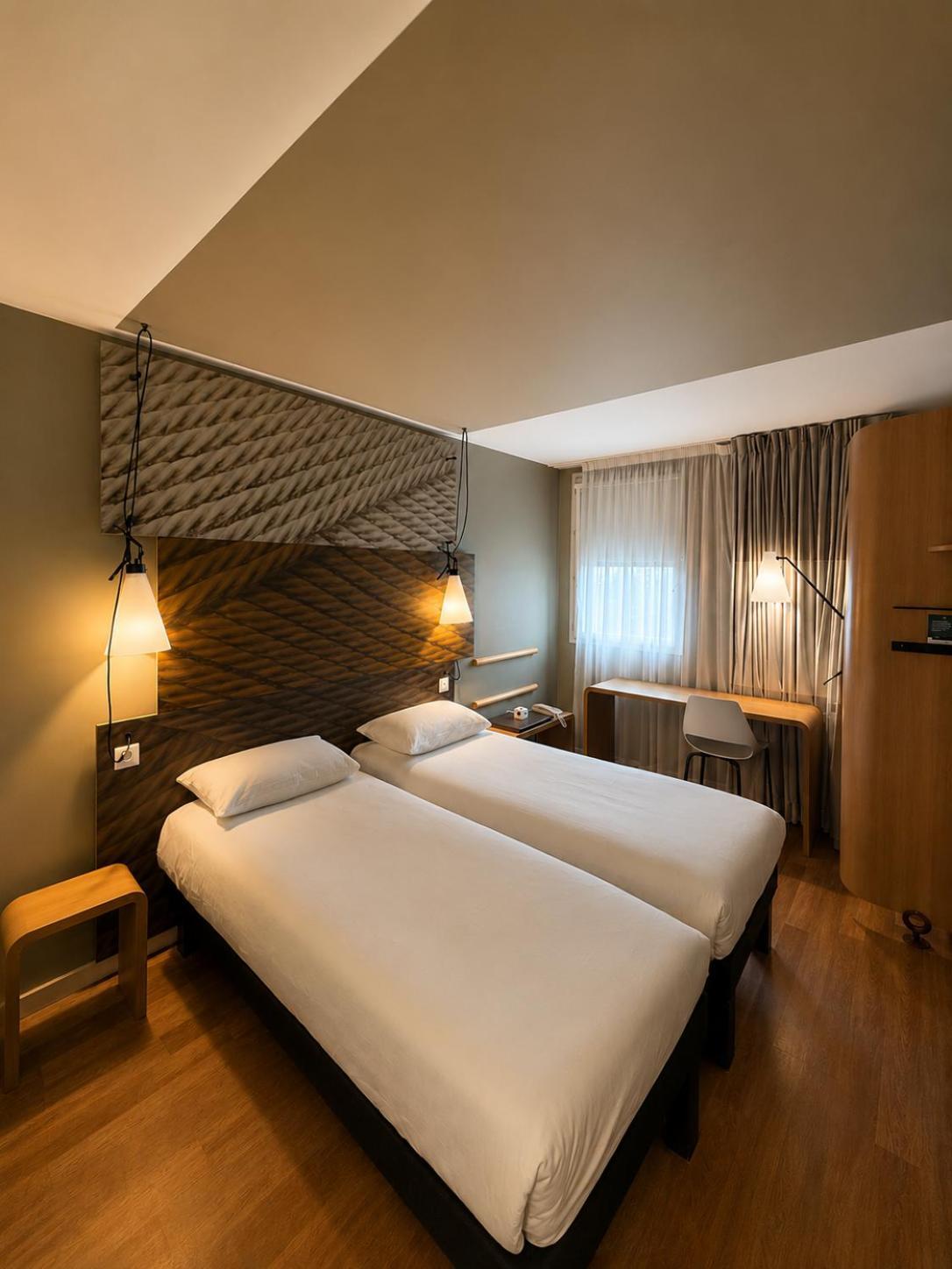 Standard Two Single Bed,1769502520:JPEG